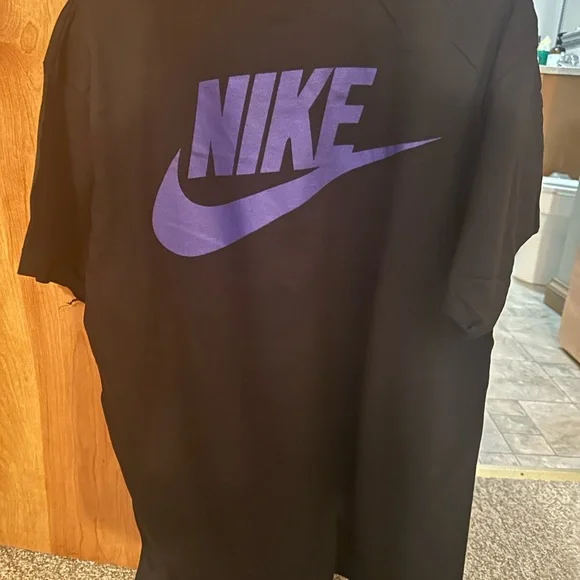 COPY - Vintage Nike T Shirts - Picture 2 of 2